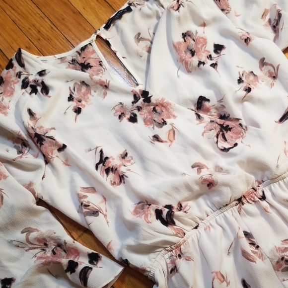 Romper - Picture 3 of 3